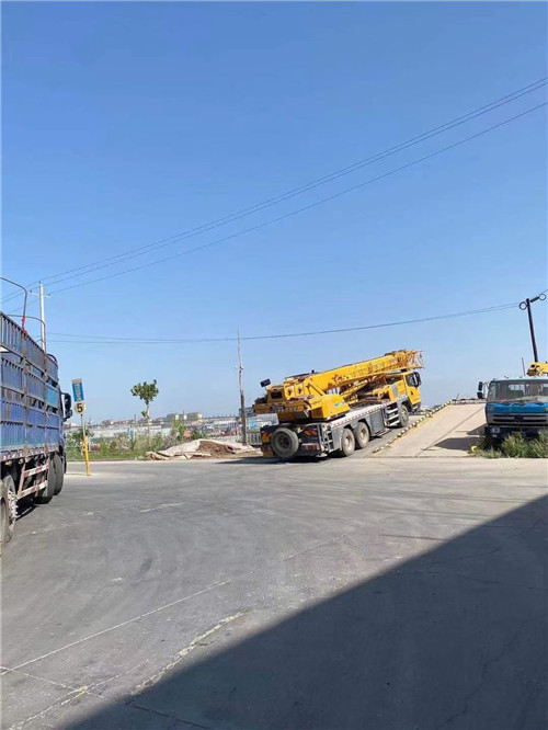 偃师市25吨吊车的租赁价格大概是多少？