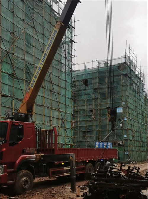 偃师市“慢工细活”—— 吊车的 “微动控制” 技术